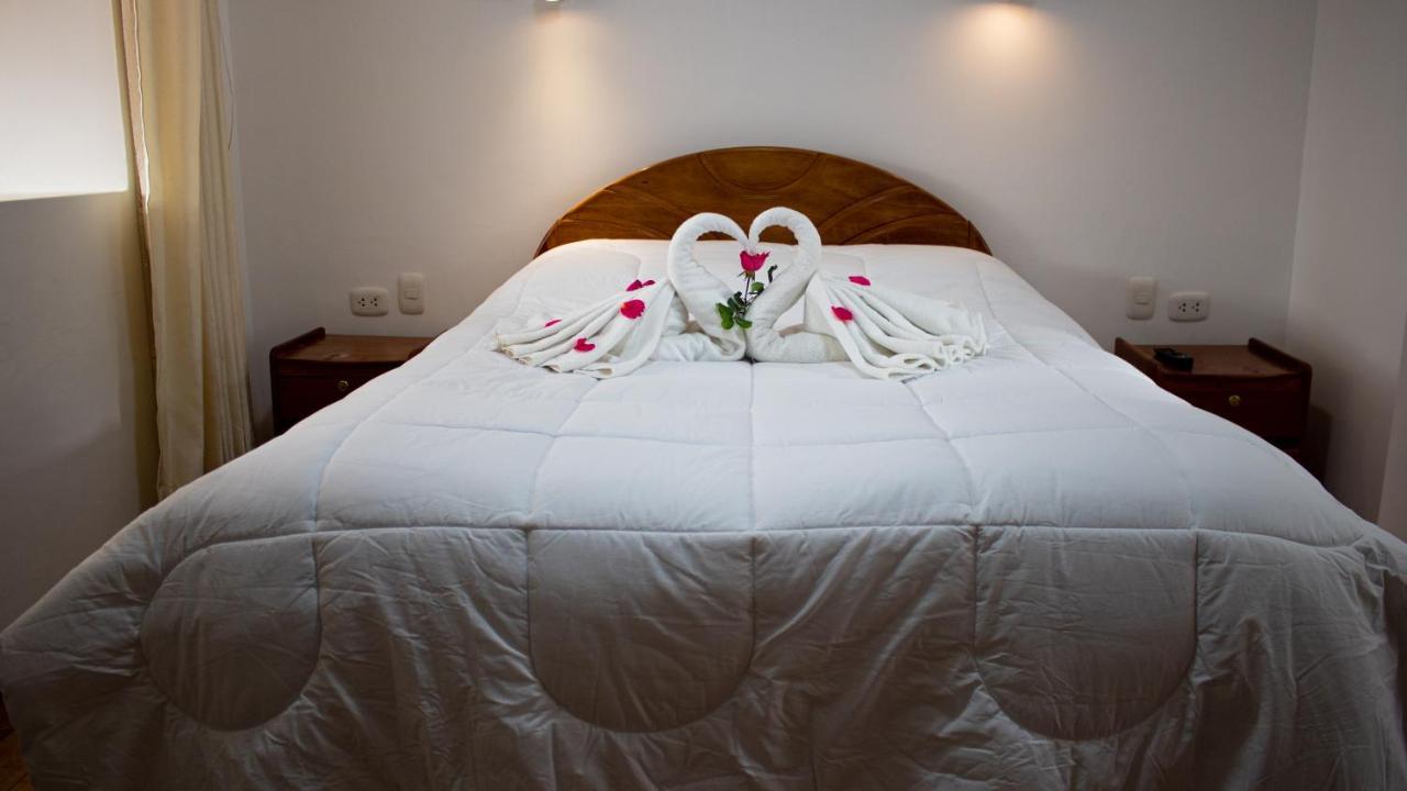 Hotel Los Laureles Calca 外观 照片