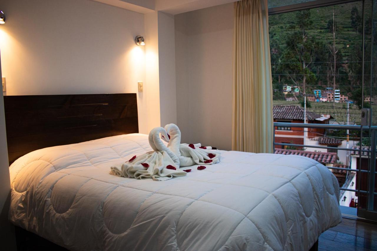 Hotel Los Laureles Calca 外观 照片