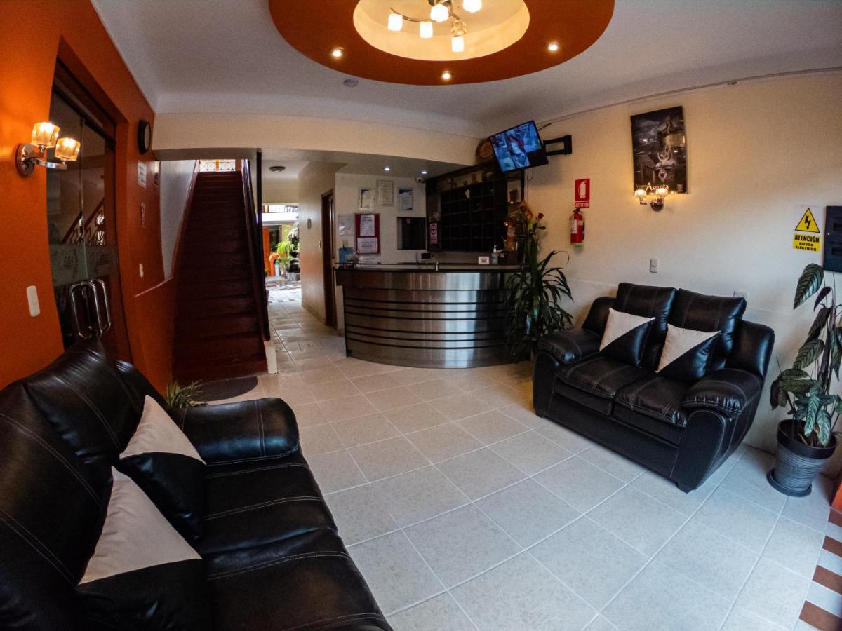 Hotel Los Laureles Calca 外观 照片