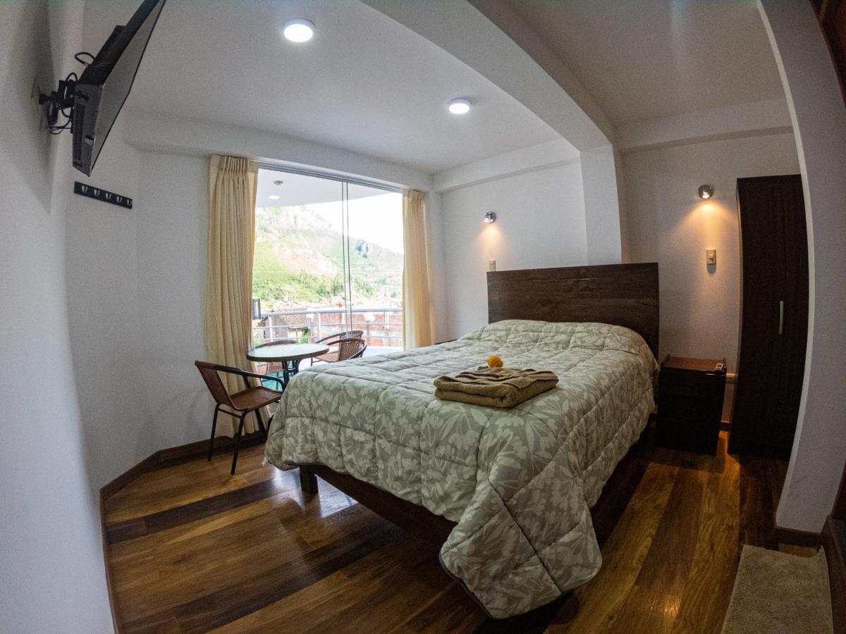 Hotel Los Laureles Calca 外观 照片