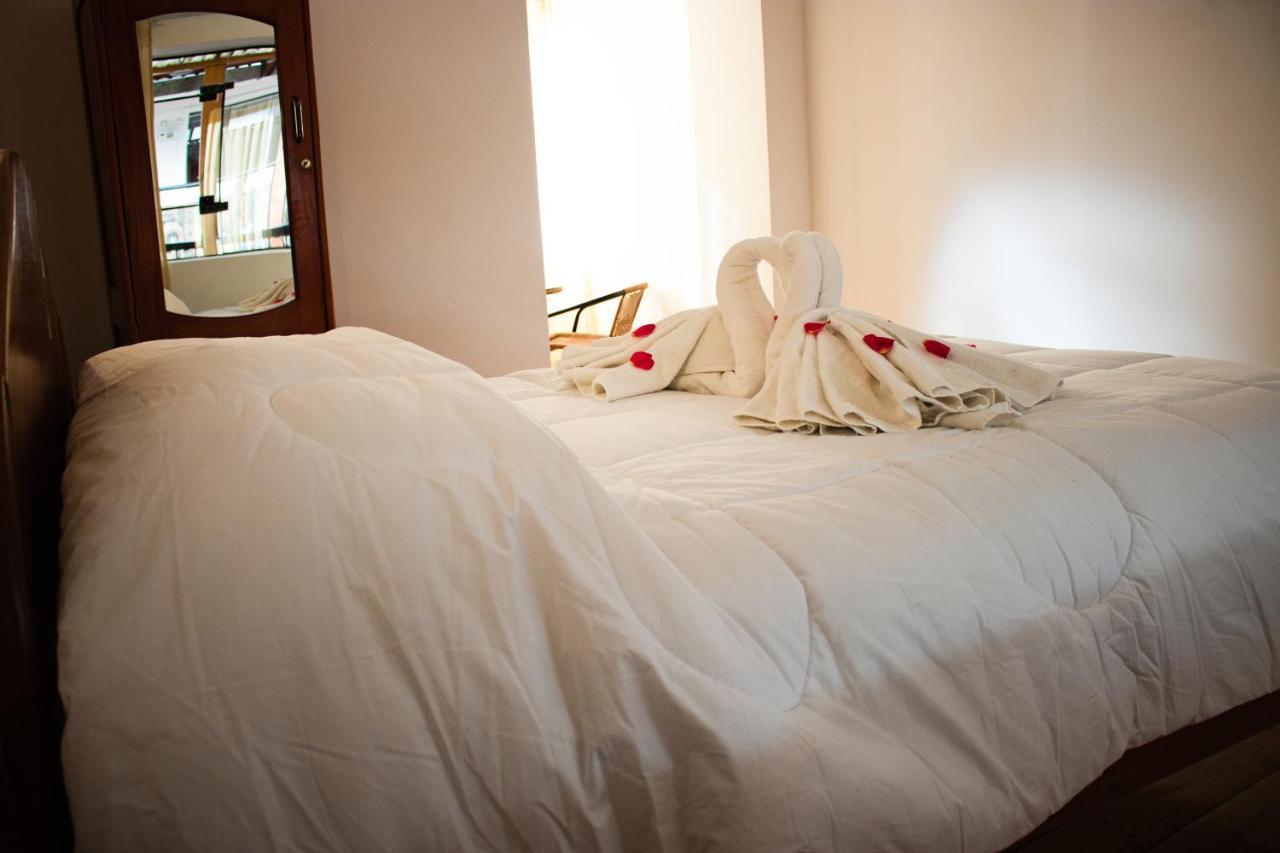 Hotel Los Laureles Calca 外观 照片