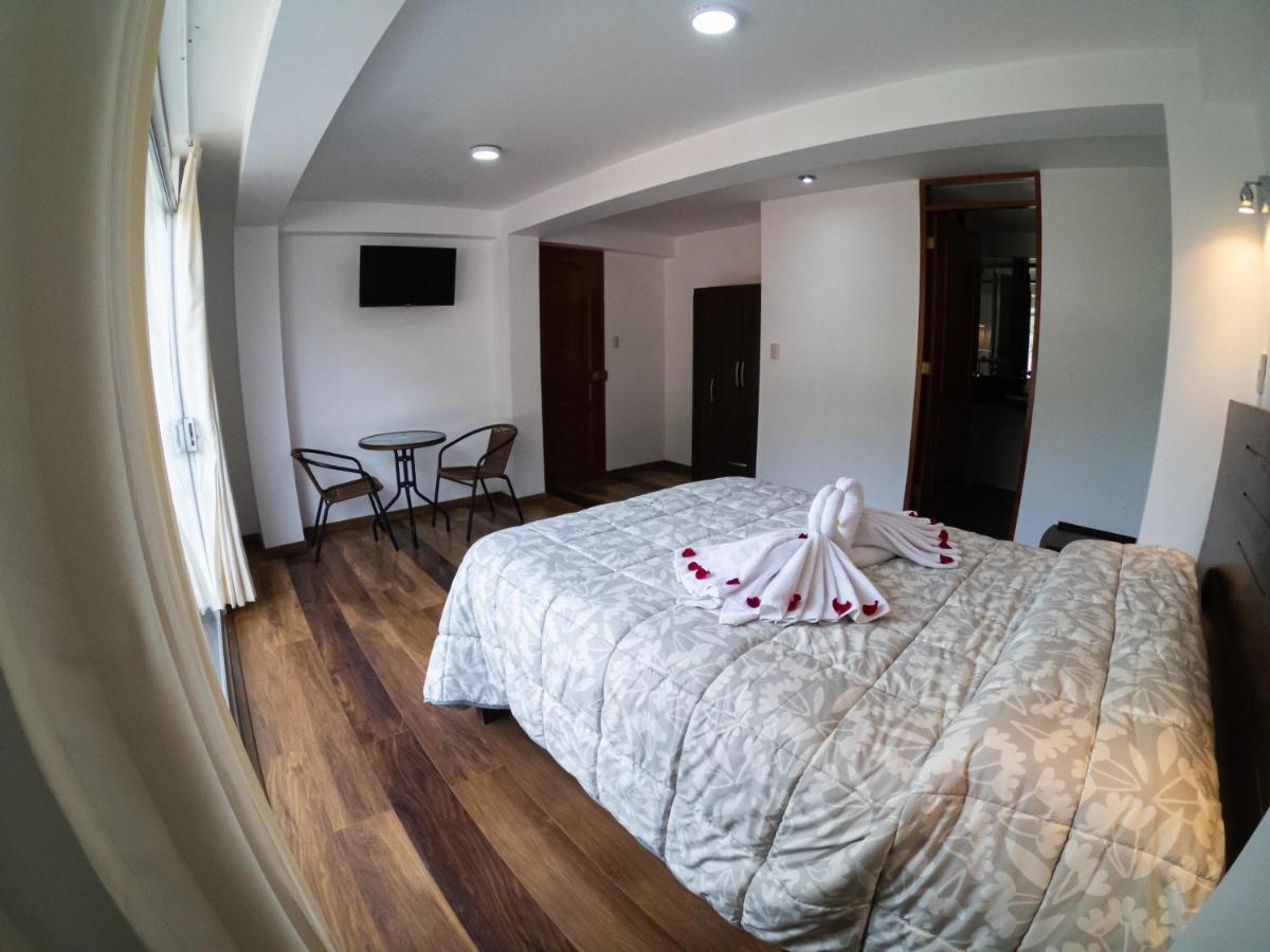 Hotel Los Laureles Calca 外观 照片
